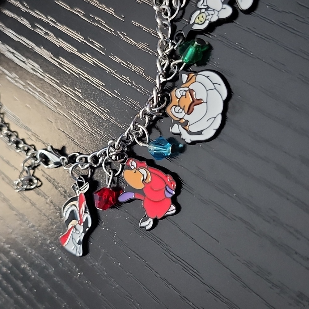 Disney's Aladdin Charm Bracelet - Picture 2 of 6